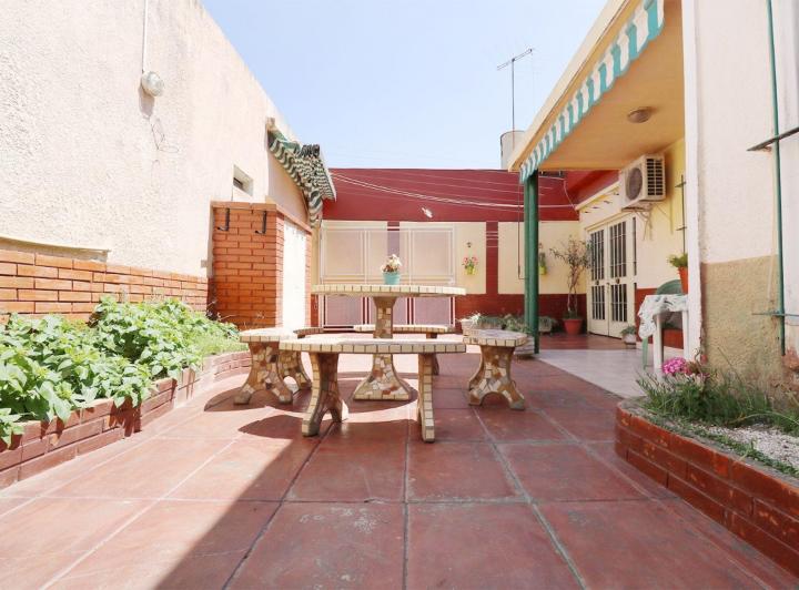 Casa · 126m² · 4 Ambientes · 3 Cocheras