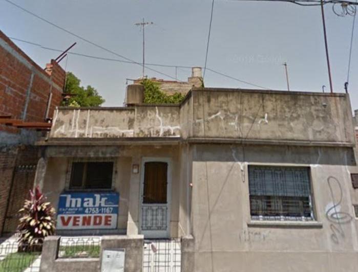 Casa · 107m² · 2 Ambientes · 1 Cochera