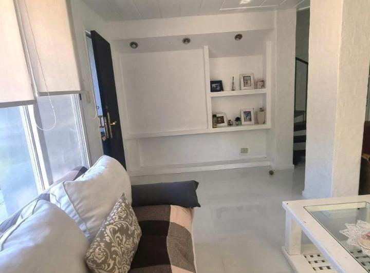 Casa · 160m² · 4 Ambientes · 3 Cocheras