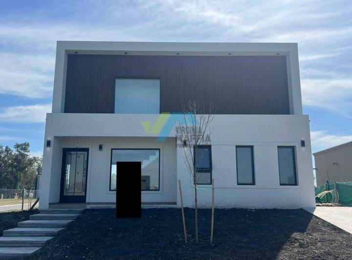 Casa · 142m² · 5 Ambientes