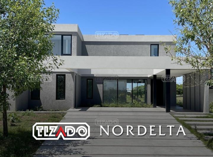 Casa · 240m² · 5 Ambientes · 1 Cochera