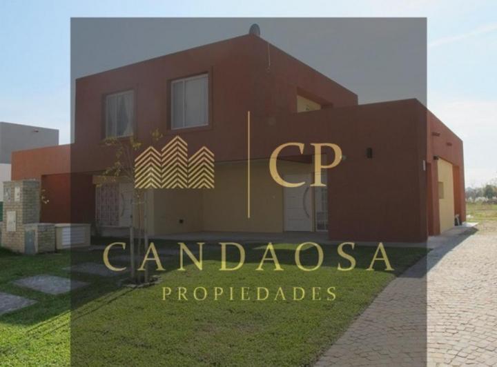 Casa · 86m² · 3 Ambientes · 2 Cocheras