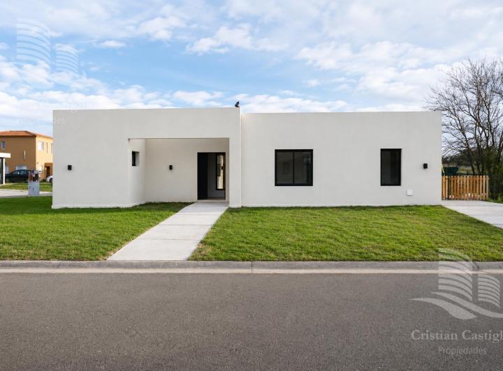 Casa · 120m² · 4 Ambientes · 1 Cochera