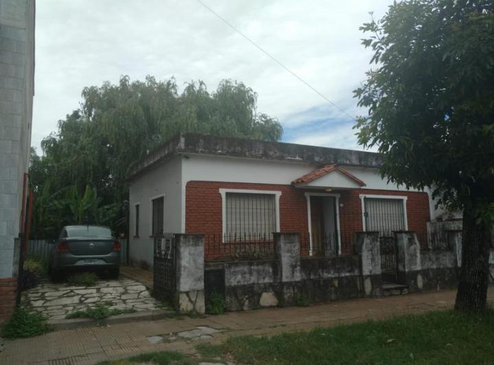 Casa · 100m² · 3 Ambientes · 1 Cochera