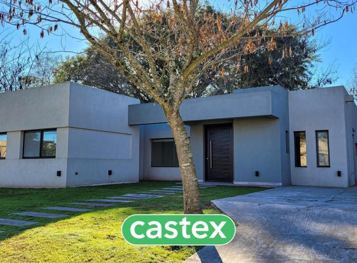 Casa · 170m² · 5 Ambientes · 2 Cocheras
