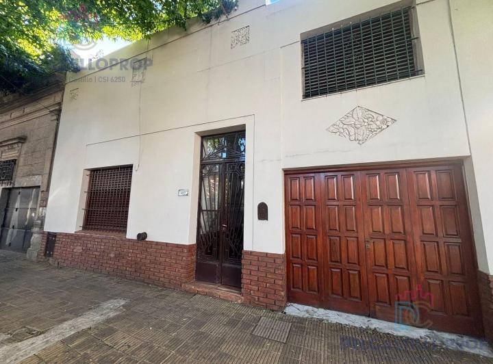 Casa · 199m² · 4 Ambientes · 1 Cochera