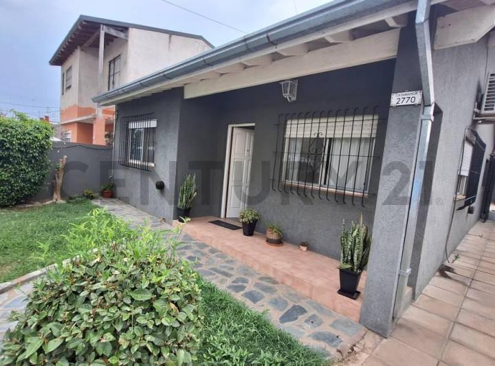 Casa · 110m² · 4 Ambientes · 2 Cocheras