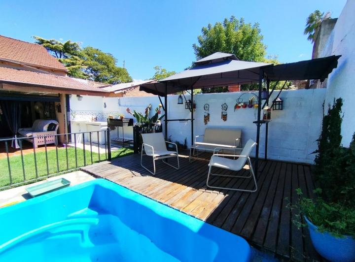 Casa · 176m² · 3 Ambientes · 2 Cocheras