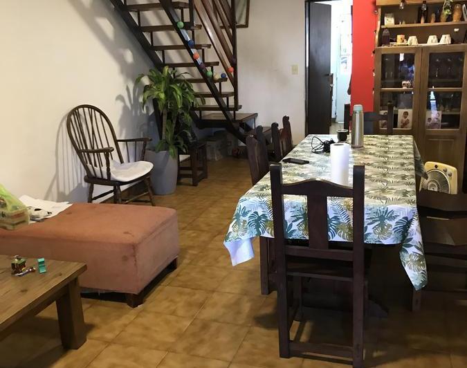 Casa · 87m² · 4 Ambientes · 1 Cochera