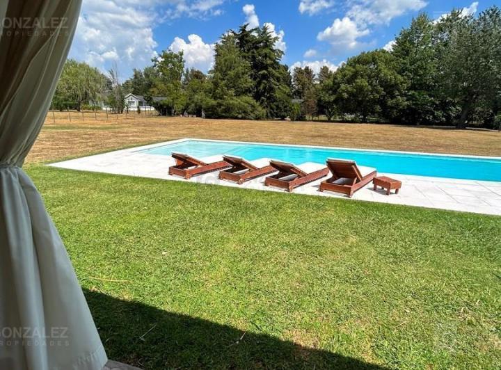 Casa · 120m² · 4 Ambientes · 1 Cochera