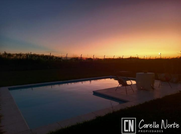 Casa · 127m² · 4 Ambientes · 2 Cocheras