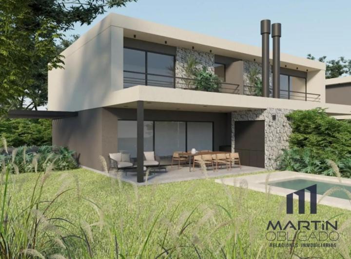 Casa · 157m² · 4 Ambientes · 2 Cocheras