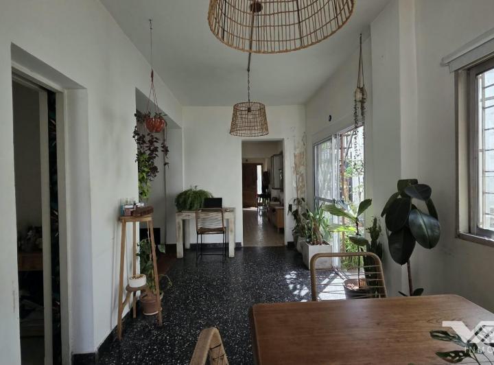 Casa · 130m² · 4 Ambientes · 1 Cochera