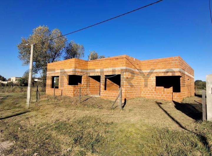 Casa · 157m² · 4 Ambientes · 2 Cocheras