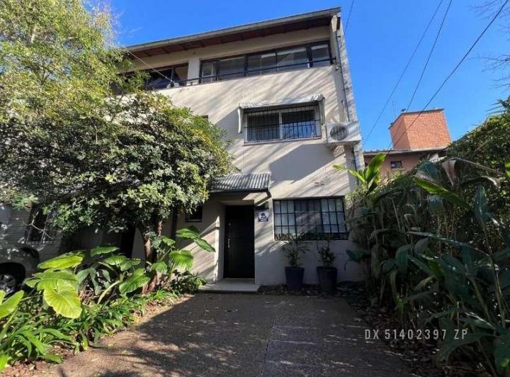 Casa · 150m² · 4 Ambientes · 1 Cochera