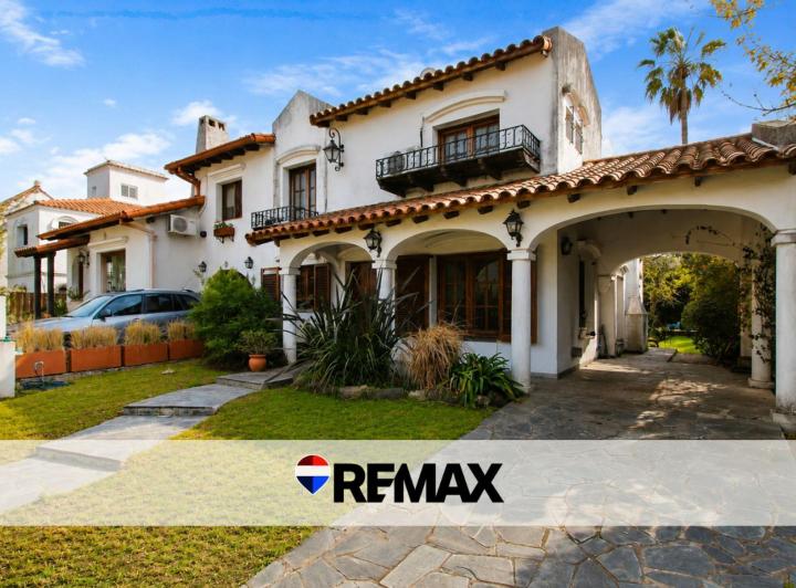 Casa · 150m² · 4 Ambientes · 2 Cocheras