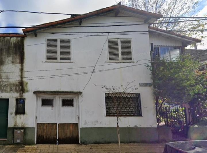 Casa · 194m² · 4 Ambientes · 1 Cochera