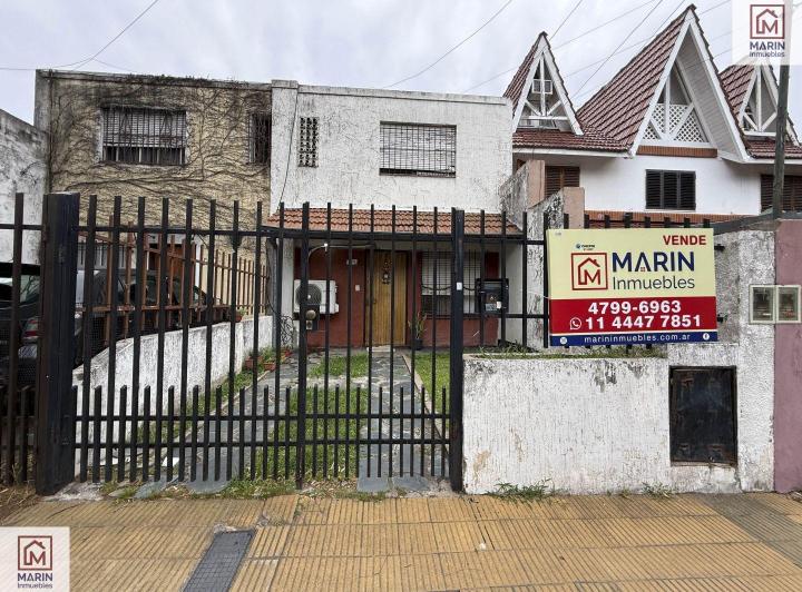 Casa · 66m² · 4 Ambientes · 1 Cochera