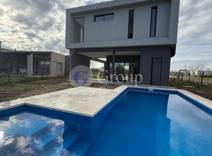 Casa · 150m² · 4 Ambientes · 1 Cochera