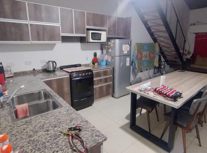 Casa · 95m² · 5 Ambientes · 1 Cochera