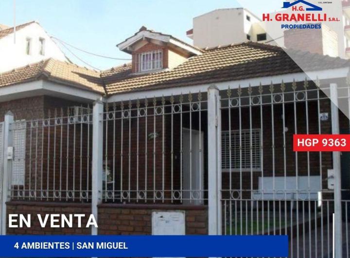 Casa · 363m² · 4 Ambientes · 1 Cochera
