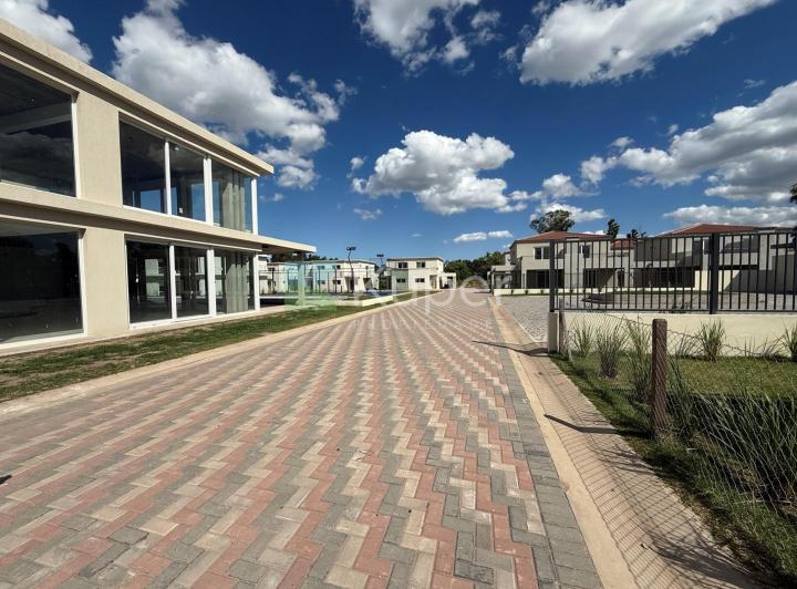 Casa · 80m² · 3 Ambientes · 1 Cochera