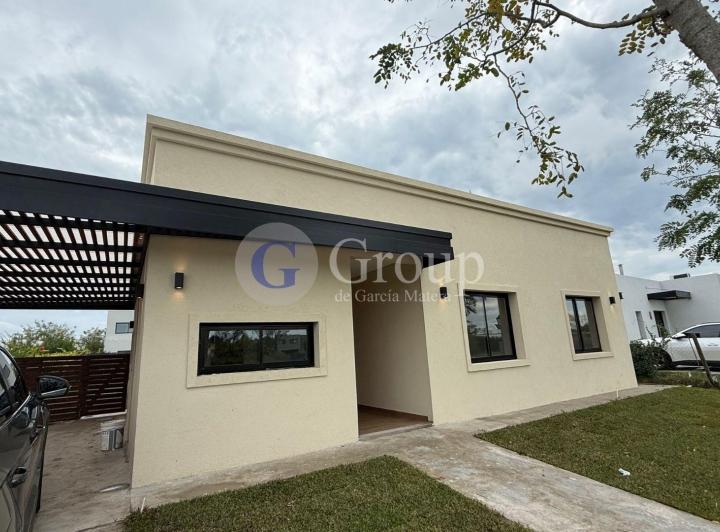Casa · 131m² · 6 Ambientes · 2 Cocheras