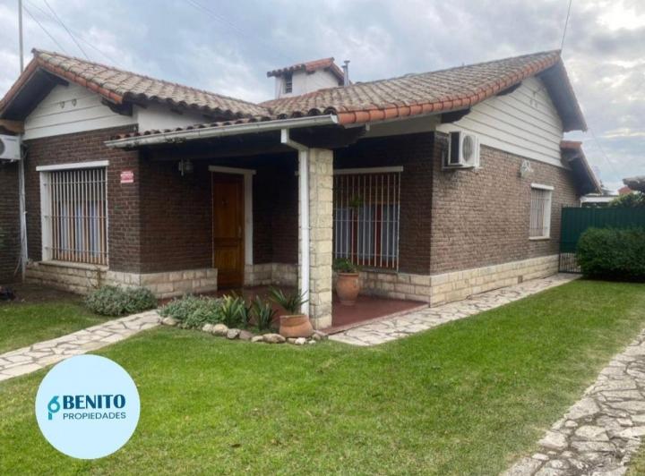 Casa · 120m² · 4 Ambientes · 1 Cochera