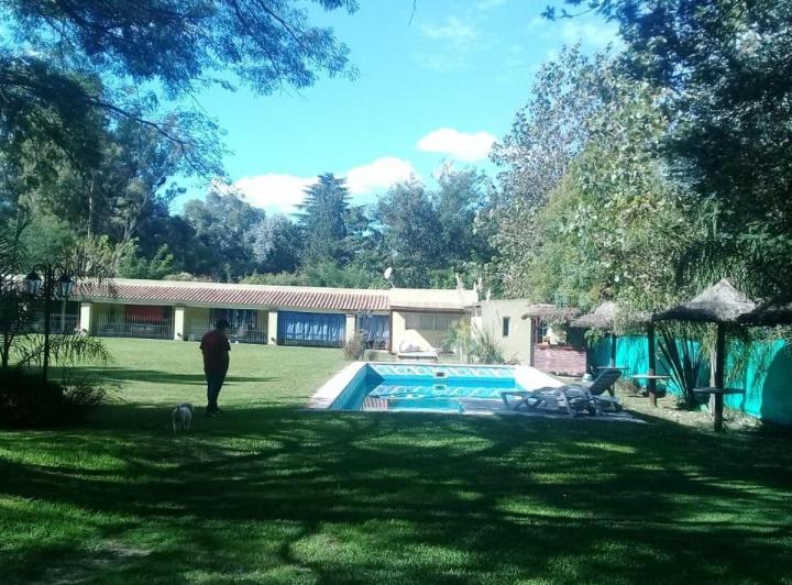 Casa · 200m² · 3 Ambientes