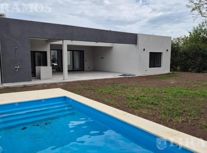 Casa · 818m² · 5 Ambientes
