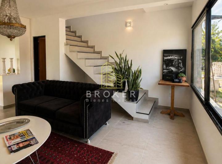 Casa · 68m² · 2 Ambientes · 1 Cochera