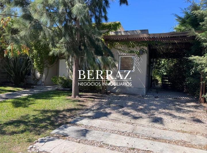 Casa · 160m² · 5 Ambientes · 2 Cocheras