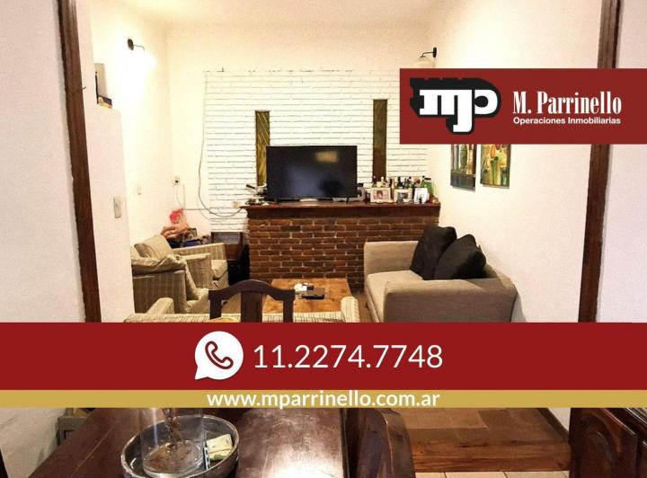 Casa · 127m² · 4 Ambientes · 1 Cochera