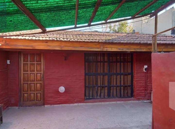 Casa · 150m² · 5 Ambientes · 1 Cochera