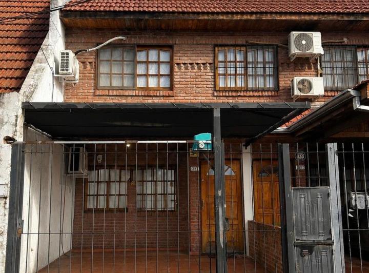 Casa · 129m² · 5 Ambientes · 1 Cochera