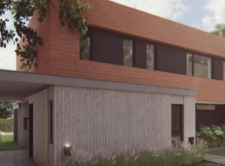 Casa · 230m² · 5 Ambientes · 2 Cocheras