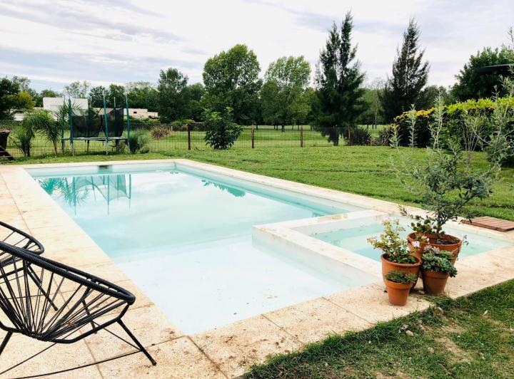 Casa · 293m² · 7 Ambientes · 1 Cochera