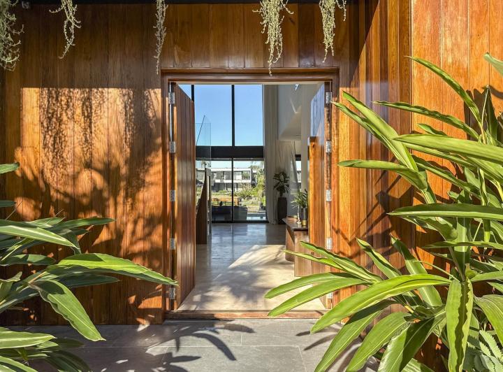 Casa · 580m² · 7 Ambientes · 2 Cocheras