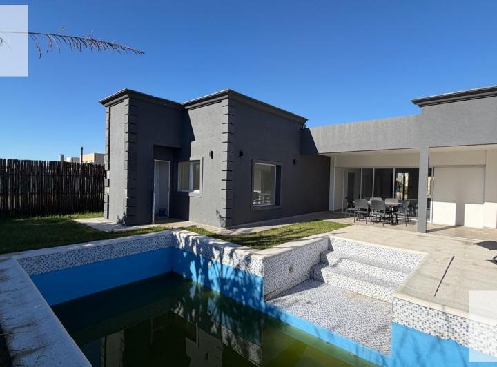Casa · 150m² · 4 Ambientes
