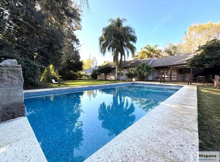 Casa · 186m² · 5 Ambientes · 1 Cochera