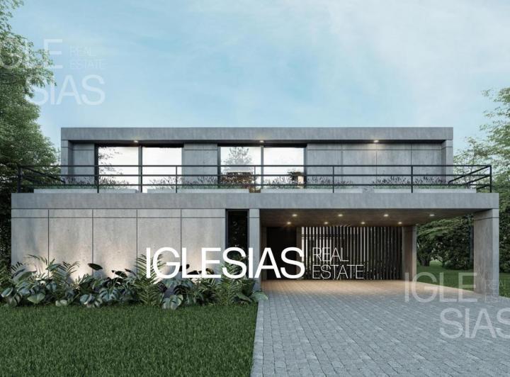 Casa · 465m² · 7 Ambientes · 4 Cocheras