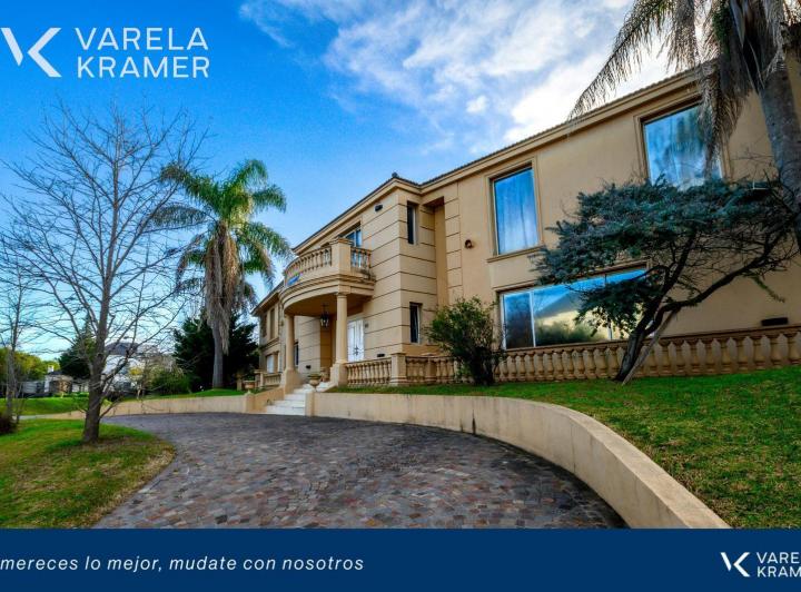 Casa · 481m² · 7 Ambientes · 6 Cocheras