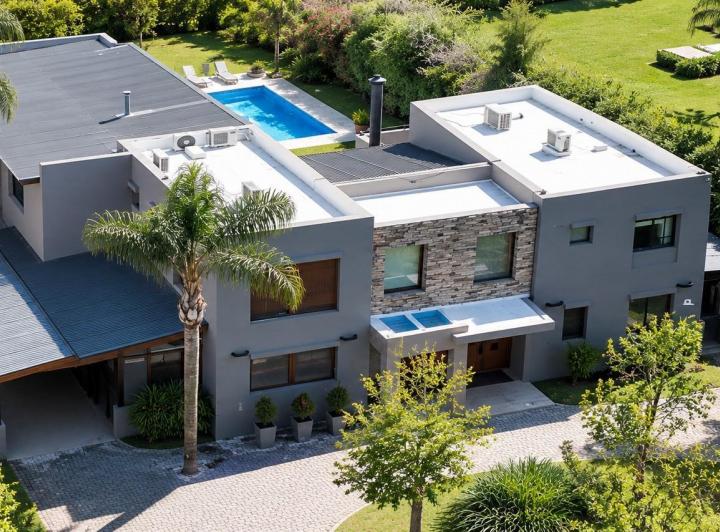 Casa · 450m² · 6 Ambientes