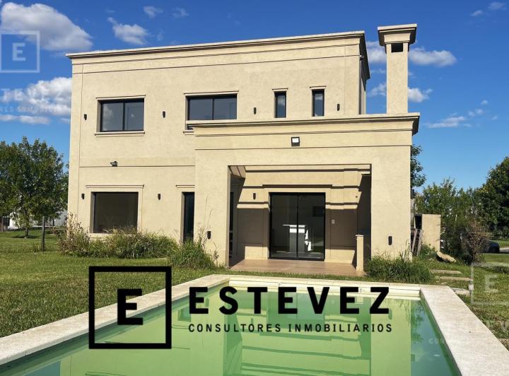 Casa · 170m² · 6 Ambientes · 2 Cocheras