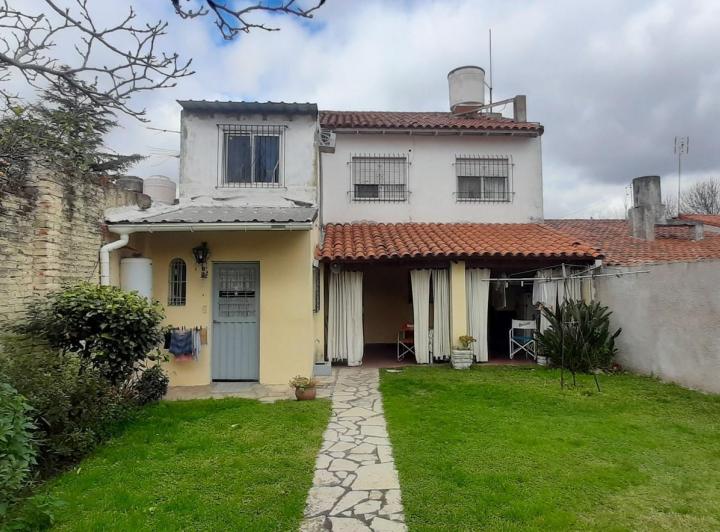 Casa · 190m² · 6 Ambientes