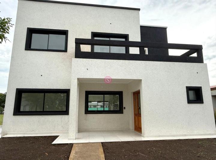 Casa · 224m² · 6 Ambientes
