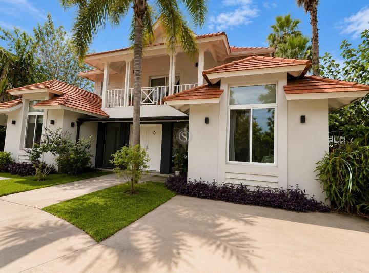 Casa · 284m² · 6 Ambientes