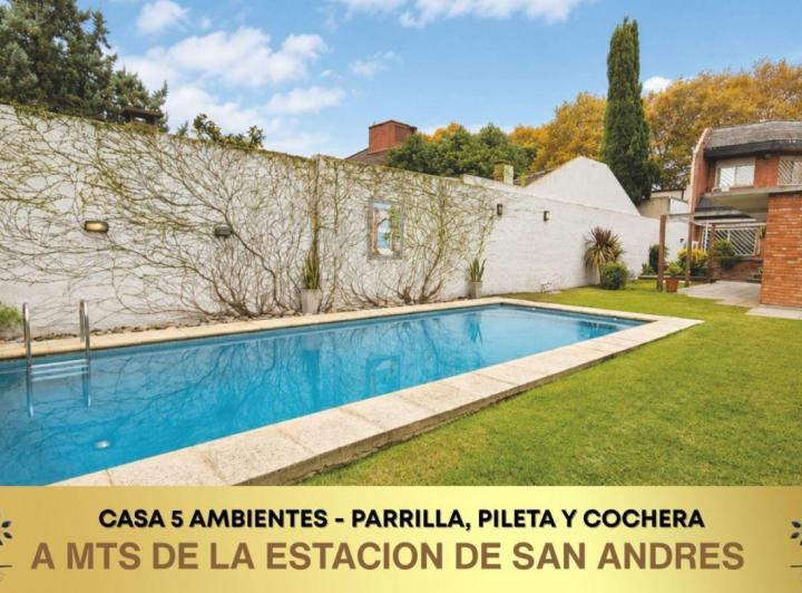 Casa · 270m² · 5 Ambientes · 3 Cocheras