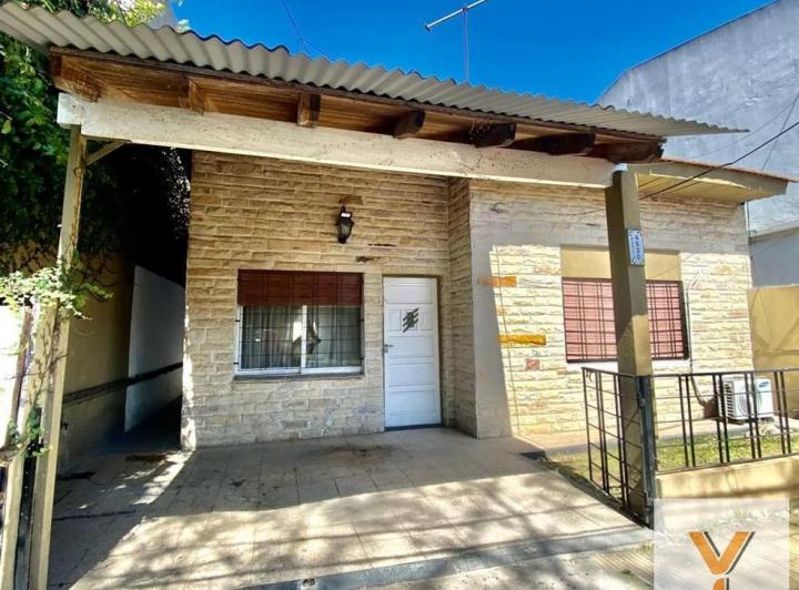 Casa · 200m² · 7 Ambientes