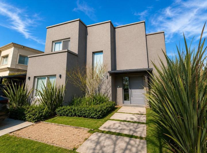 Casa · 170m² · 5 Ambientes · 2 Cocheras
